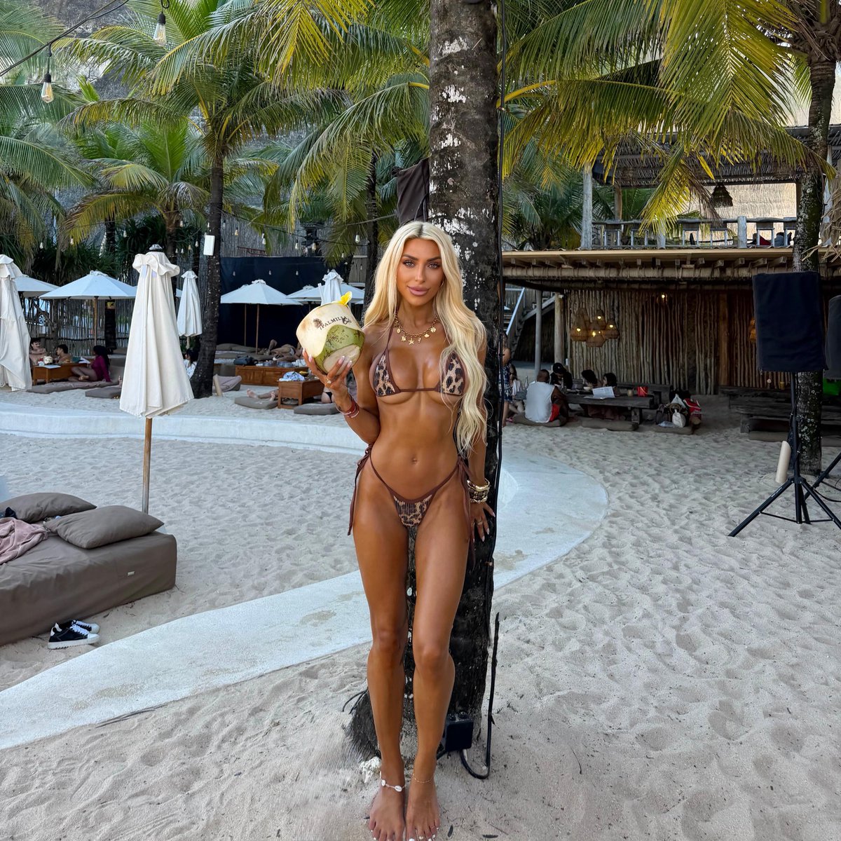 GODDESS MARGARITA tweet media