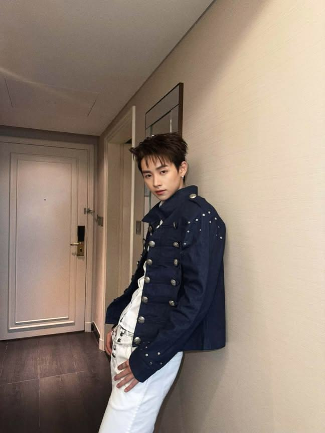 lanhuonqng's tweet photo. Mỗi lần CONGB biểu diễn trong Tinh Hà Say Hi đều mang đến một nguồn năng lượng rất tích cực. Chúc bạn sẽ luôn giữ được tinh thần ấy trong những vòng tiếp theo. ✨
#CONGB #TinhHaSayHi #CONGBTinhHaSayHi https://t.co/76Ftttfcdr