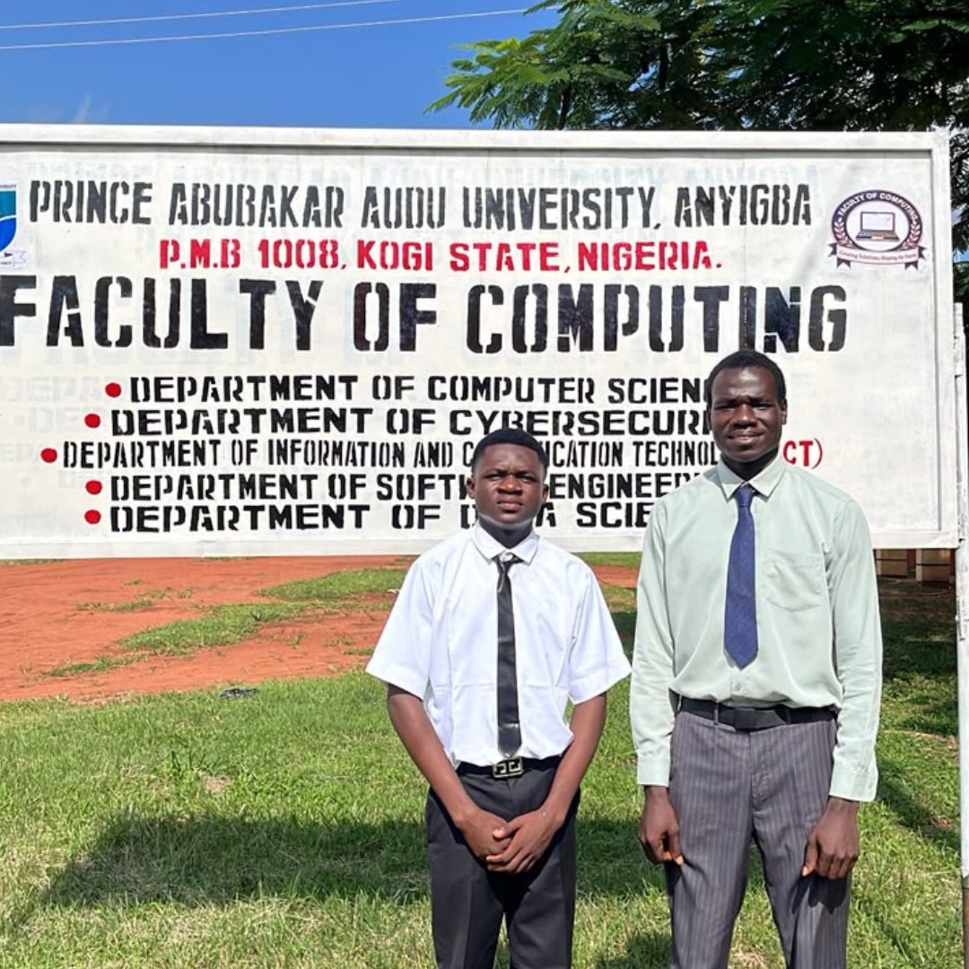 GoddeyJ7's tweet photo. Final-year internal project defense: done ✅

I built PAAUMENTOR, a peer to peer mentorship platform that connects junior students with senior peers and alumni who have real-world experience.

Congratulations to me 🎊

#WebDevelopment
 #TechJourney #EdTech #MosesGoddey https://t.co/jcG2kRZ6jn