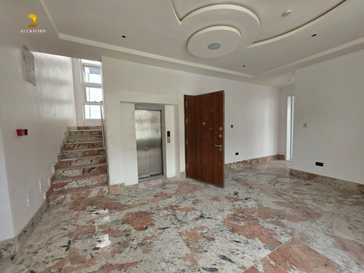 Beckford__'s tweet photo. For sale!!

Luxury 5 Bedroom Fully Detached Duplex with 2rooms Bq, all rooms en-suite, Study, fitted kitchen, Elevator, Cinema, fitted Air conditioning units, Rooftop suspended Swimming pool, Reverse Osmosis Water

Vinicius Chelsea Ivana Gavi Morgan Rogers OLOWO STAKE https://t.co/ORclo9TvaH
