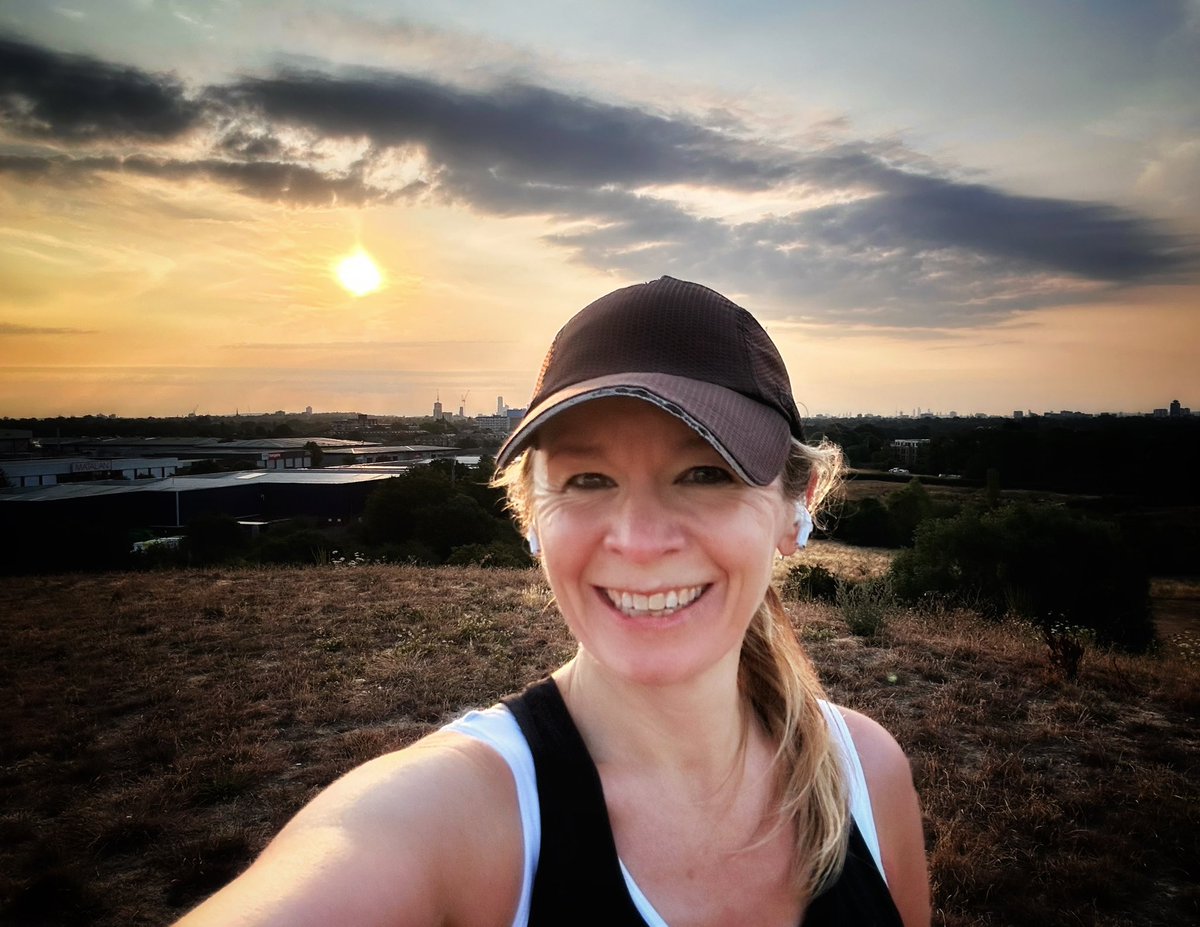 sarahkern101's tweet photo. Lovely morning #running 🏃‍♀️ in the early sun… @WarrenFarmNR @BrentRiverPark 
#Ealing #Hanwell #London #nature @UKRunChat https://t.co/Af9O06p51l