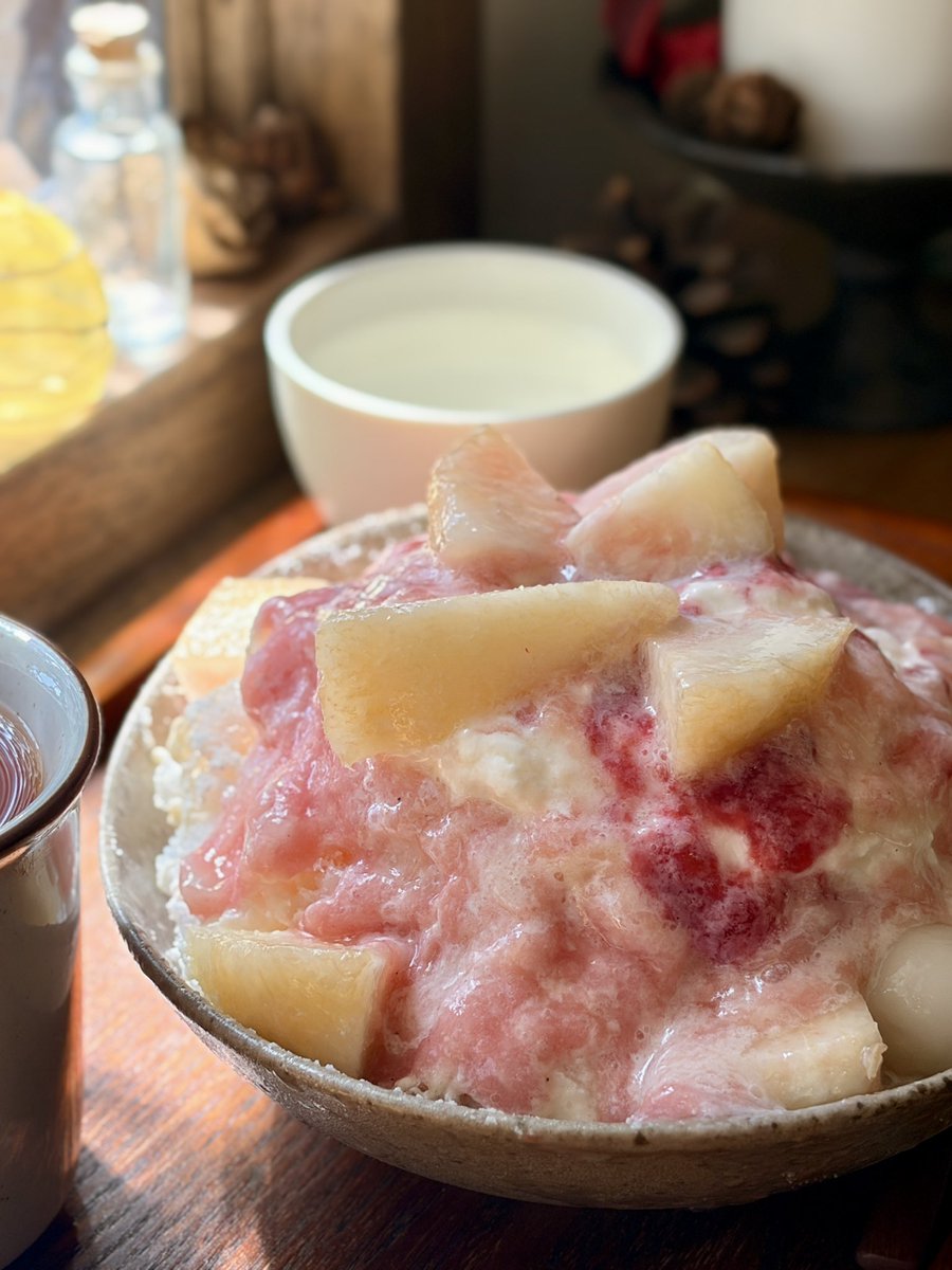 _cy_148_'s tweet photo. 桃練乳かき氷🍧 https://t.co/XIO96Re39V