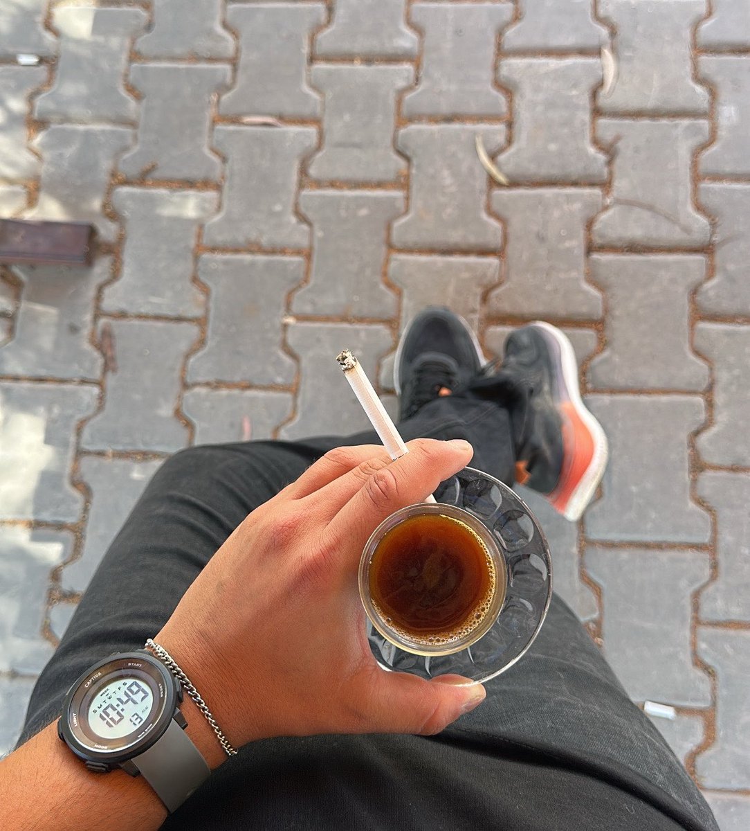 cannmert_'s tweet photo. Hersey istedigi gibi hallolup mutlu olunca erkekler 😎 https://t.co/cFIErlOTDx
