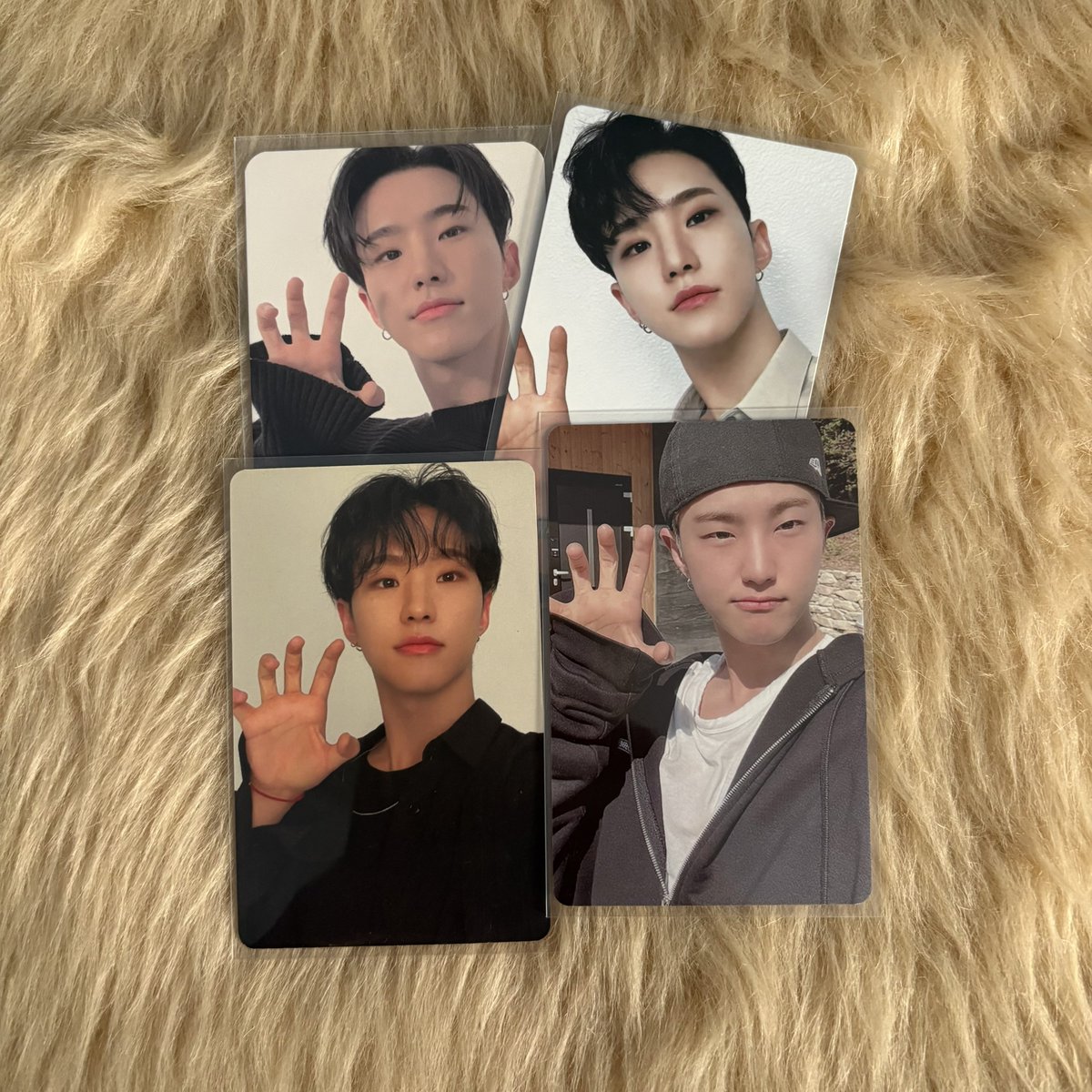 jellyeisa's tweet photo. horanghae set 
₱1,700 

• payo or 1 month dop
• do not claim if sensi 
• selling as set only

wts lfb ph seventeen svt hoshi 세븐틴 양도 https://t.co/4mJ1xGffb5