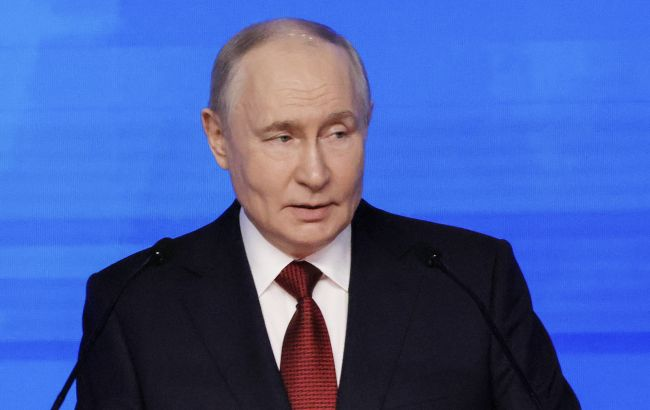 jurgen_nauditt's tweet photo. Putin rules out "concessions" regarding Ukraine following failed talks with Trump – Bloomberg.

According to informed sources, the Kremlin has shifted its stance on a potential peaceful resolution. Putin reportedly no longer considers returning parts of the occupied territories to Ukraine and insists on gaining control over the entire Donetsk region.

Furthermore, the Kremlin intends to maintain the border areas of the Sumy and Kharkiv regions as "buffer zones."

And there are still total idiots in Western countries who believe it is possible to negotiate with Putin.