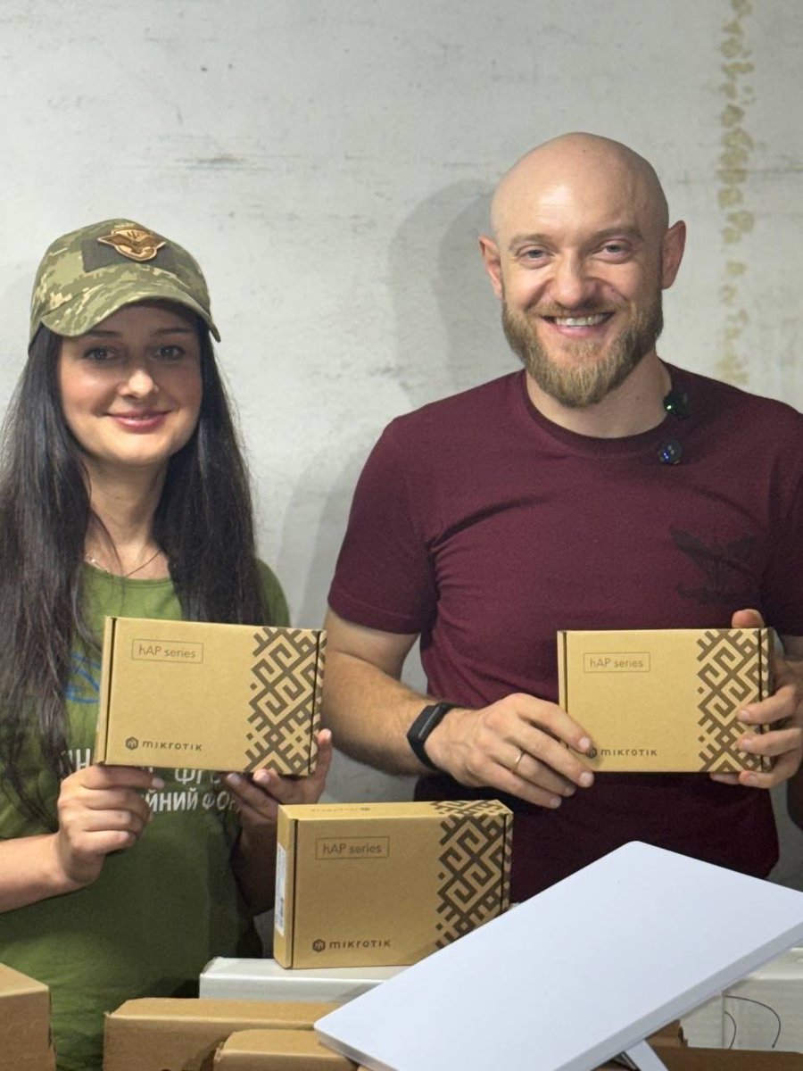 AngelsFrontUA's tweet photo. ✊Working together for Victory🇺🇦.
We delivered 20 Starlink terminals and components for ground robotic systems to the #ARKON unit of the #80th_Brigade.
Thanks to everyone who supported this fundraiser:
✅ €7.576 raised;
✅ 20 Starlink terminals delivered, worth €7.400
✅ additional components for ground robotic systems worth €713 purchased and delivered (thanks to the remaining funds and a targeted €583 donation).
Together we are strong✊.

⚡️ Please support our fundraiser for charging stations:
PPal: angelsoffront@gmail.com
(for a power stations for AFU)
🔗 https://t.co/gdoArCgkYW
🌐 https://t.co/4doHkxNewN