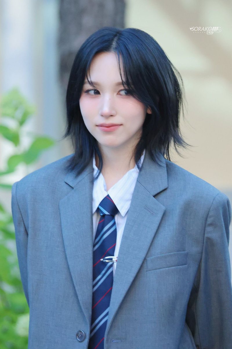 twic3ny's tweet photo. maybe this kind of short hair then? 🥹 https://t.co/4DfkqSyfpj