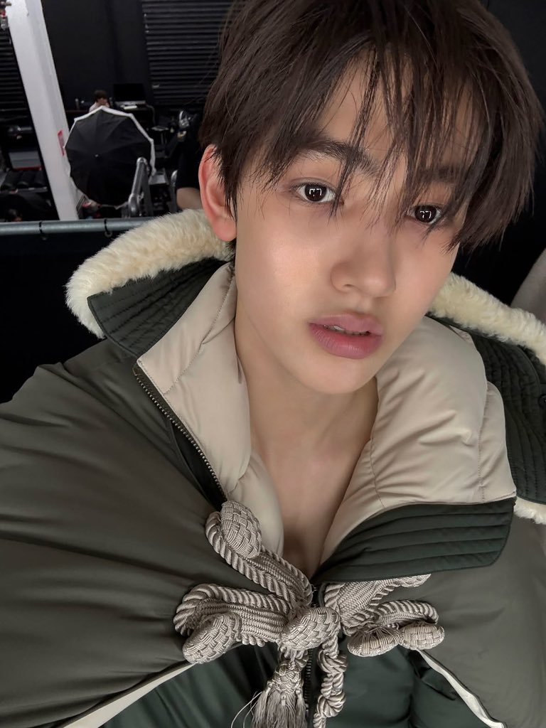 nicolynx's tweet photo. pap ke yang                         pap ke
lebih tua:                               berondong: https://t.co/tRMgfn4qmv