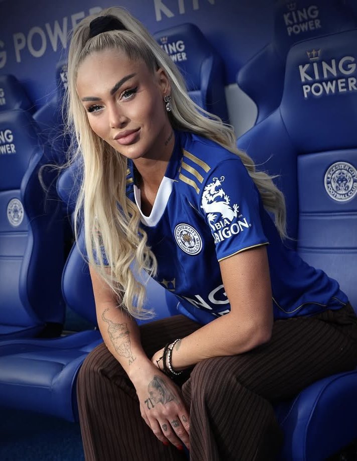 Teamgyokeres's tweet photo. 🗣️ Alisha Lehmann:

"I do same job as Douglas, but I earn 100 times less money. It's not fair. It's something that affects me, because I am a wo....love https://t.co/px07Irvnbd