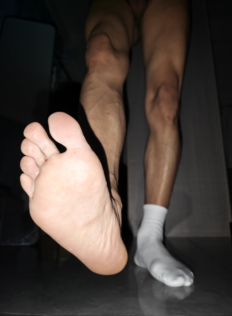 xiaoze72's tweet photo. 更新一组小狗视角的照片，也宣布开始收门槛，最近被骚扰的太多了，温柔以对，却总被辜负，那就重新筛选一下吧！ https://t.co/lJe4FJr8FK
