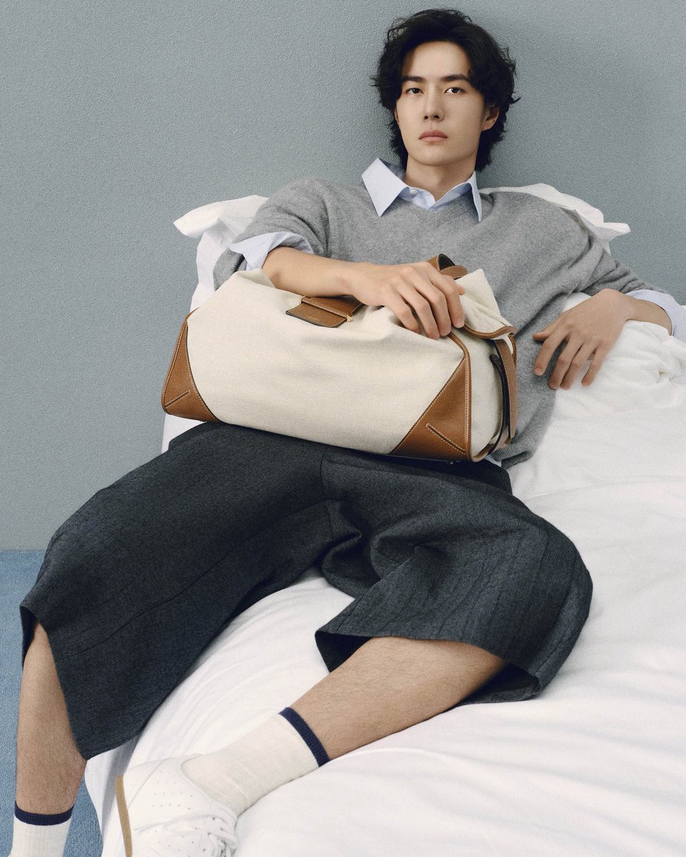 VogueThailand's tweet photo. https://t.co/FVQYooL0ca