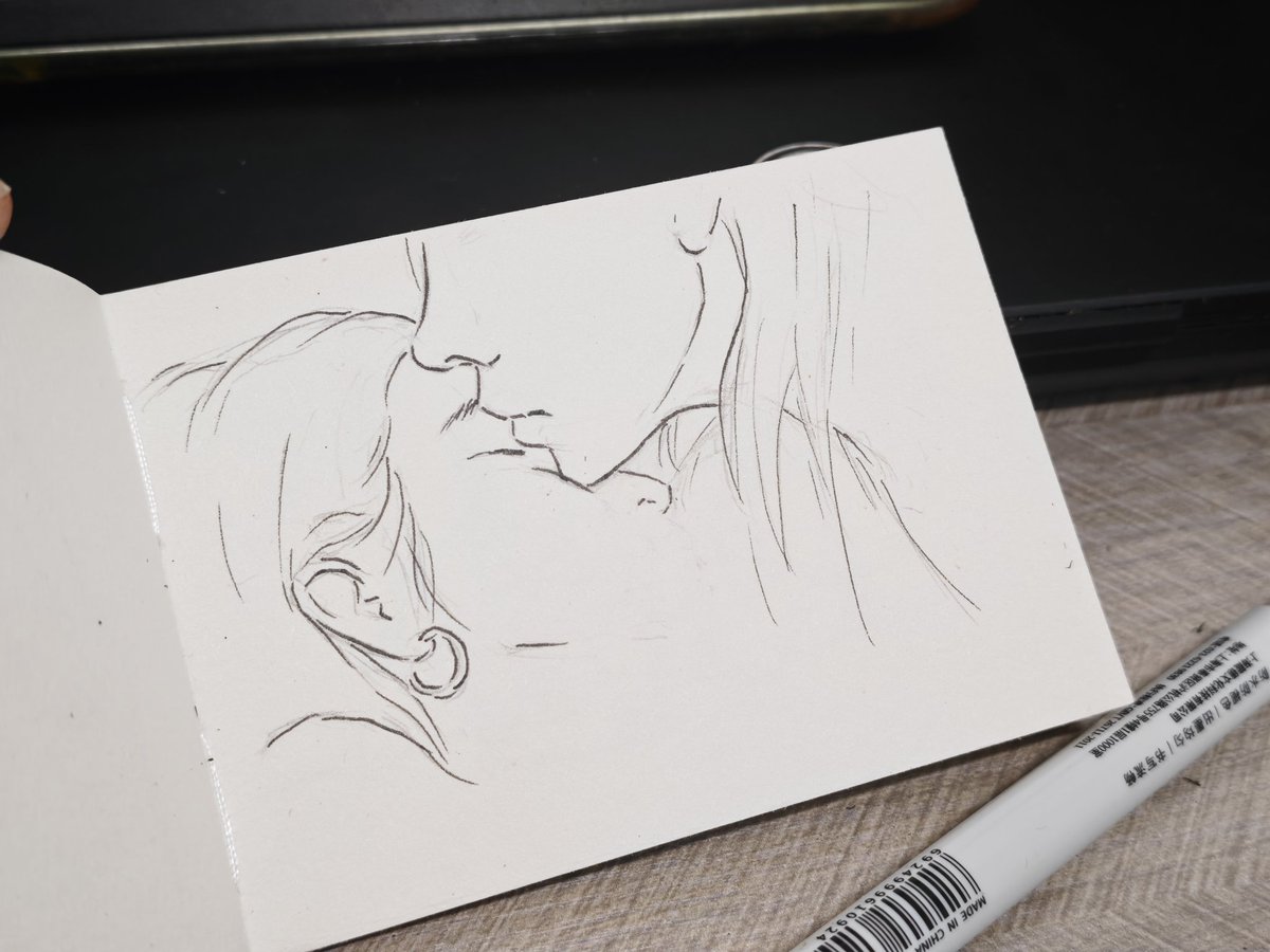 FYQSeven's tweet photo. About EP3.
Wanna guess which scenes I’ll draw for EP4? 😋

@miephat
@ayaorapan

#MieAya #LoveBeyondDreamsSeries 
#miephat #ayaorapan https://t.co/sbvFkD0gjz