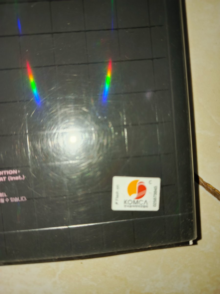 HanHyoHoon5's tweet photo. [WTS Preloved Album KPOP]

- Blackpink How You Like That (isiannya include sesuai di foto, detailnya bisa DM) 75k

*Bisa nego

Dom Surabaya &amp; Sidoarjo nanti bisa COD an 

#kpop #blackpink #blink #kpopers #album https://t.co/qinwheM2vx