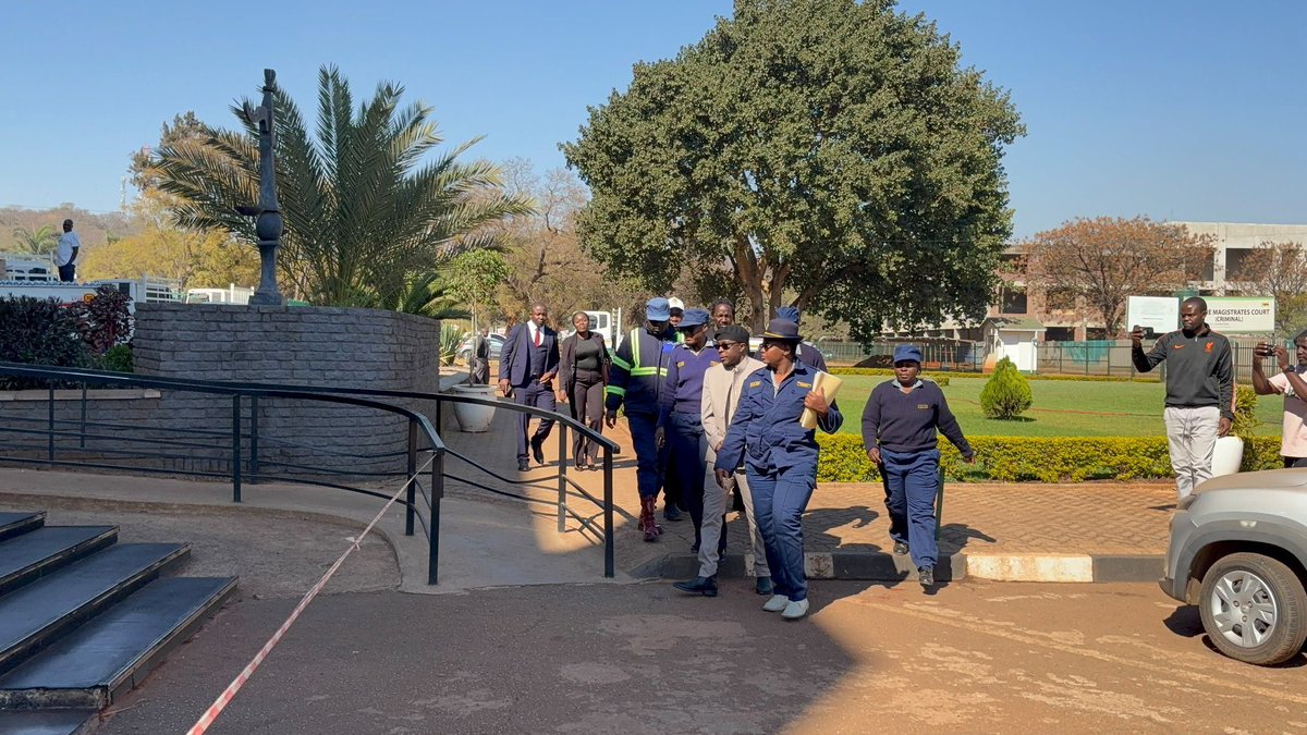 zim_radar's tweet photo. Handcuffed hip-hop star Holy Ten has appeared at Harare Magistrates Court facing rape charges involving a 14-year-old girl. The musician was remanded in custody. His bail hearing is set for Friday. He denies the allegations. Investigations ongoing.

#HolyTen #ZRP #RapeCase #Harar https://t.co/mOVASzaMJB