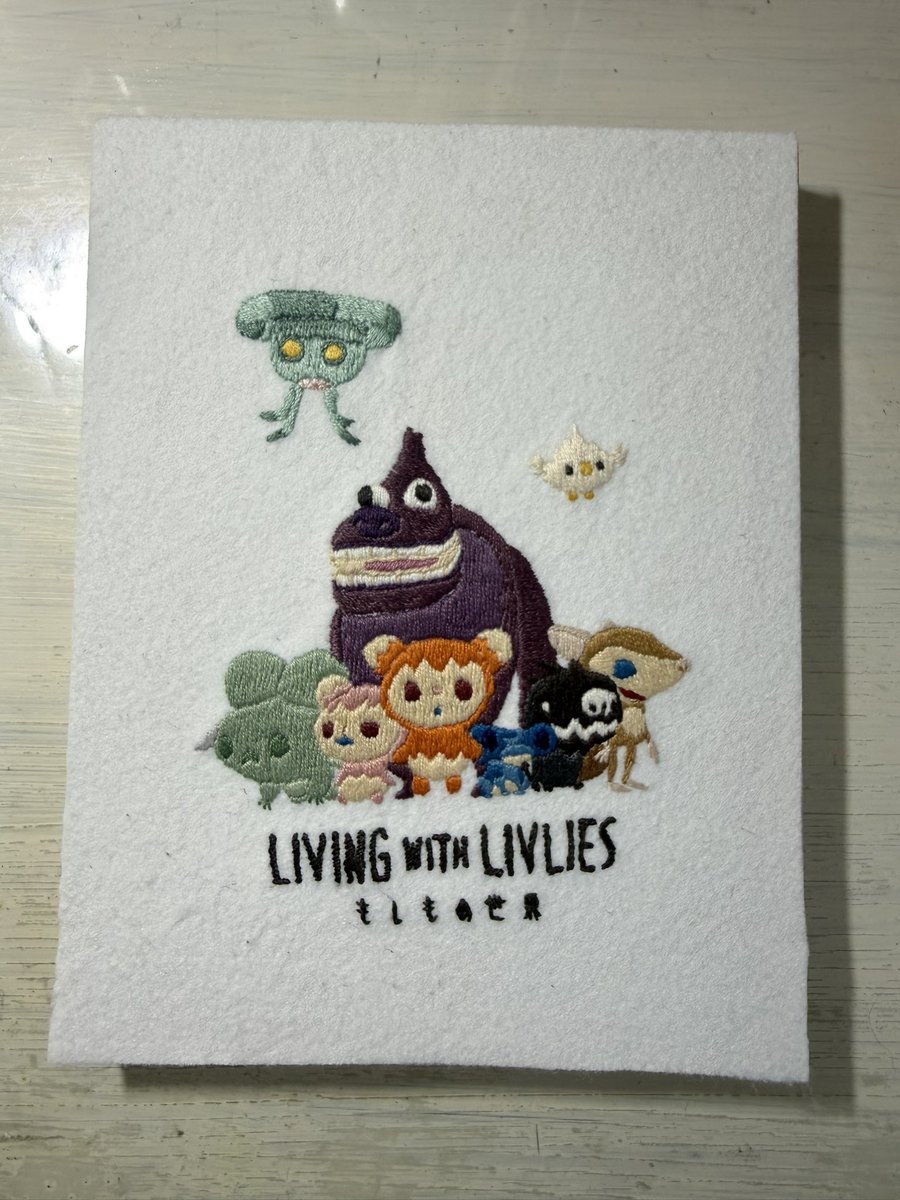 emegrec's tweet photo. 完成✨
ちょっとななめっちゃった😭

#livlyisland https://t.co/9390CJZCZh