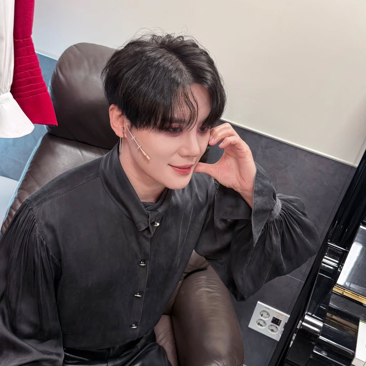 Ohmyjun_com's tweet photo. [XIASTAGRAM] #xiaxiaxia1215

#드라큘라 많관부

https://t.co/8CreAqoaJr

#XIA #김준수 #시아준수 #XIA준수 #ジュンス #JUNSU #金俊秀 #드라큘라 #뮤지컬드라큘라 #샤라큘라 #샤큘 https://t.co/X772e0mPlN