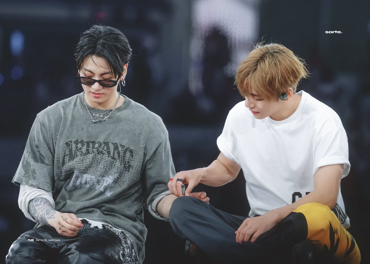 SORTE613's tweet photo. 🐰🐻✨💖
260718 PARIS 태형 정국 HQ
#V #뷔 #TAEHYUNG #태형 #テテ
#JUNGKOOK #정국 #JK #グク https://t.co/IMRjTdgEGz