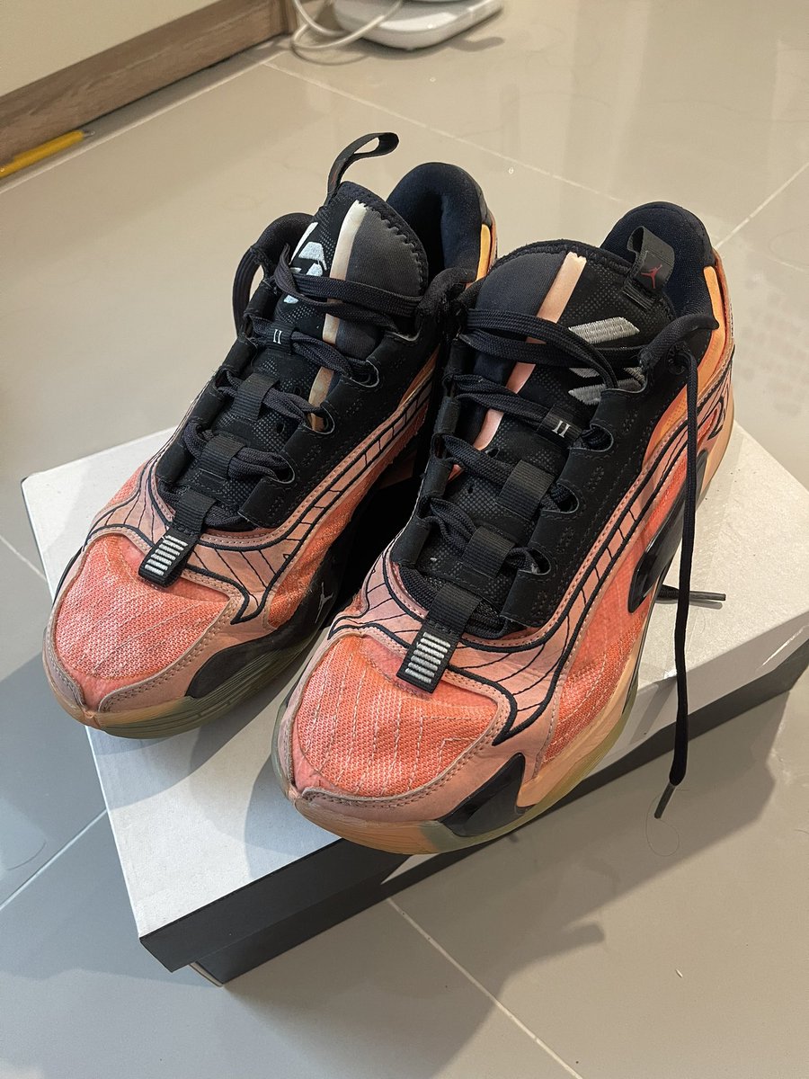 smileiscry's tweet photo. Jordan Luka 2 PF size US 8.5 พร้อมกล่อง สภาพใช้งานปกติ พื้นยังเหลือเยอะ มีรอยใช้งานตามภาพ ไม่มีขาดหรือพื้นหลุด ราคา 1390 บาท ต่อรองได้ พต.ได้นะคับ #ส่งต่อรองเท้า #สินค้ามือสอง #ส่งต่อรองเท้ามือสอง #ส่งต่อ https://t.co/Ka3mkkw8av
