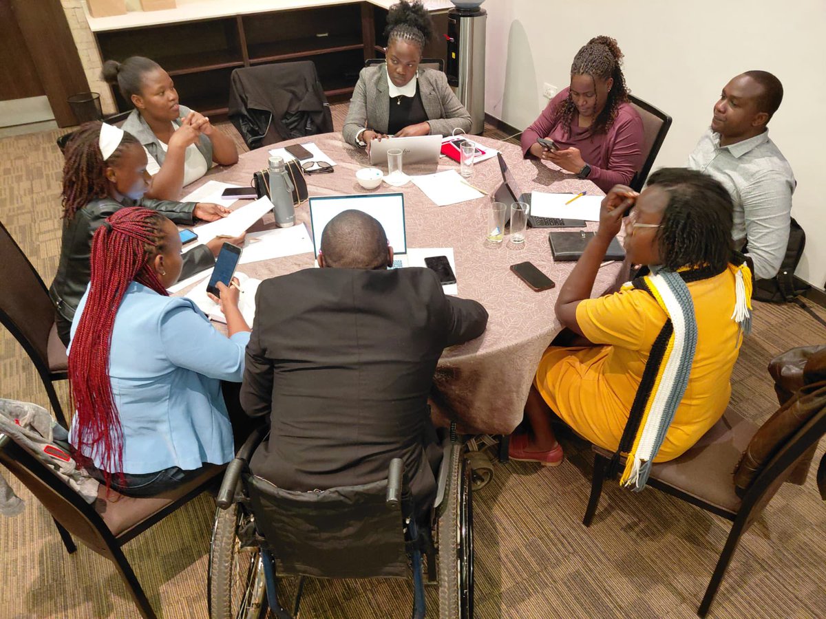 YouthSenateKE tweet picture