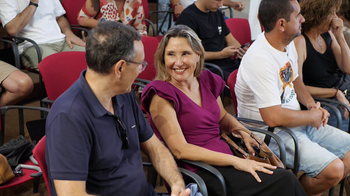 UDLP_Fundacion's tweet photo. El deporte inclusivo toma la palabra en la primera jornada del II Congreso "Entrenar y Educar desde la Diversidad" 🙌
🔗 https://t.co/0IacUd7iAQ
#SienteLaUnión #LaUniónHaceLasPalmas #DISAFÍO #ALGOLPITO #CONVIDA @Deportecanario @SocialGobCan @CDTFundacion https://t.co/J0AsNcfxxu