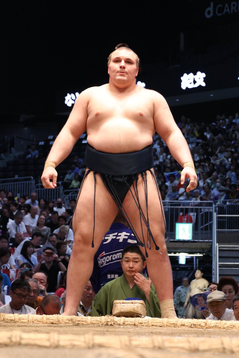 sumokyokai's tweet photo. ＜十一日目の様子＞
幕内取組
安青錦（１０勝１敗）　寄り切り　豪ノ山（５勝６敗）

安青錦が１０勝目をあげた。

#sumo #相撲 #七月場所 #名古屋場所 https://t.co/34nBbZeqD1