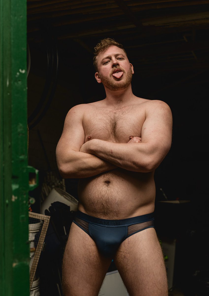 devereuxxo's tweet photo. Thrilled to release my collaboration w/ the wonderful @TheMiloMoore 🤗 📸 step into Milo’s shed in the latest issue of The New DVRX, now available on my website 🥰 https://t.co/lSmpxqJoRI
