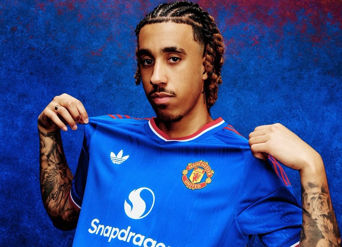 mufcMPB's tweet photo. 🚨🔵 OFFICIAL:

Manchester United will wear their 2026/27 away kit for the FIRST time against Rosenborg on Friday! United will also wear it in the next pre-season game after that against Atlético Madrid. #MUFC [MU] https://t.co/LM90VW90KT