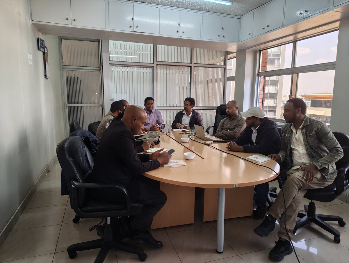 FPEAK_'s tweet photo. FPEAK recently hosted a delegation from the Ethiopian Agriculture Authority (EAA) for a technical study tour on Kenya’s False Codling Moth Systems Approach (FCMSA) in chilli production.

https://t.co/k8UOefVB3O https://t.co/DeJ9vN95CH