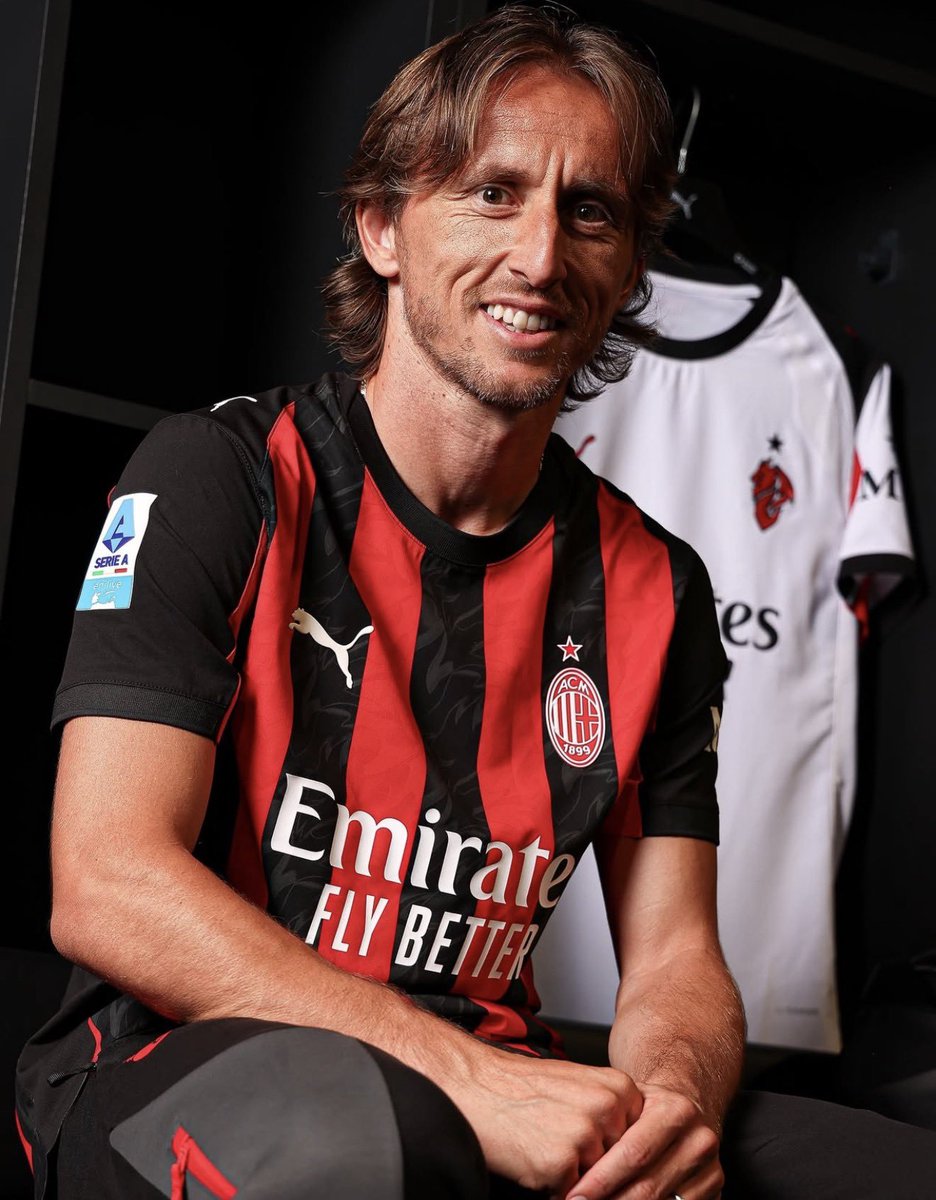 NotJustOk_'s tweet photo. BREAKING: 

Luka Modrić has verbally agreed to sign new deal at AC Milan. Modrić will sign new short term deal at Milan soon, he spoke to Rúben Amorim too.  ( @FabrizioRomano ) https://t.co/zJiWbf4nzv