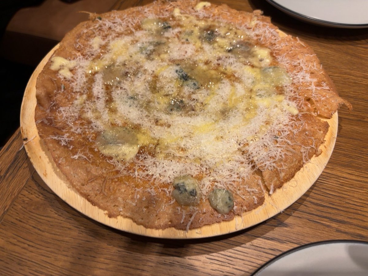 w20942's tweet photo. ハースっていうお店で友人に早めの誕生日を祝わせました!
ｳﾏｶｯﾀ( ◠‿◠ )
 #山黒音玄 https://t.co/lnc5Mj5nST