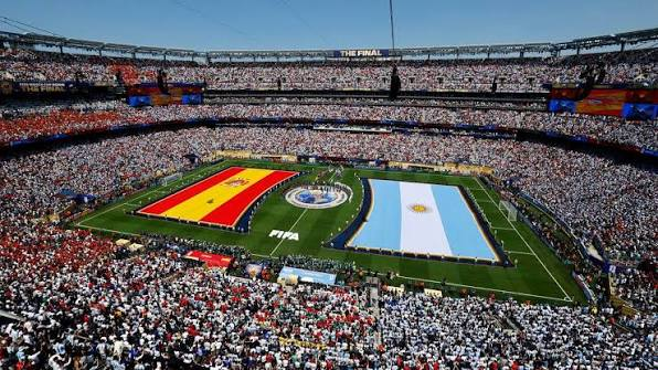 ElImperialEsp's tweet photo. 🔴 EXCLUSIVA: La FIFA acaba de confirmar que hubo AMAÑO en el partido entre España y Argentina.

💬Según informan las fuentes:
"El amaño fue a favor de Argentina, pero son tan malos que perdieron igualmente."

#WorldCup2026 #ArgentinaVsEspaña https://t.co/x6UwjCRTHF