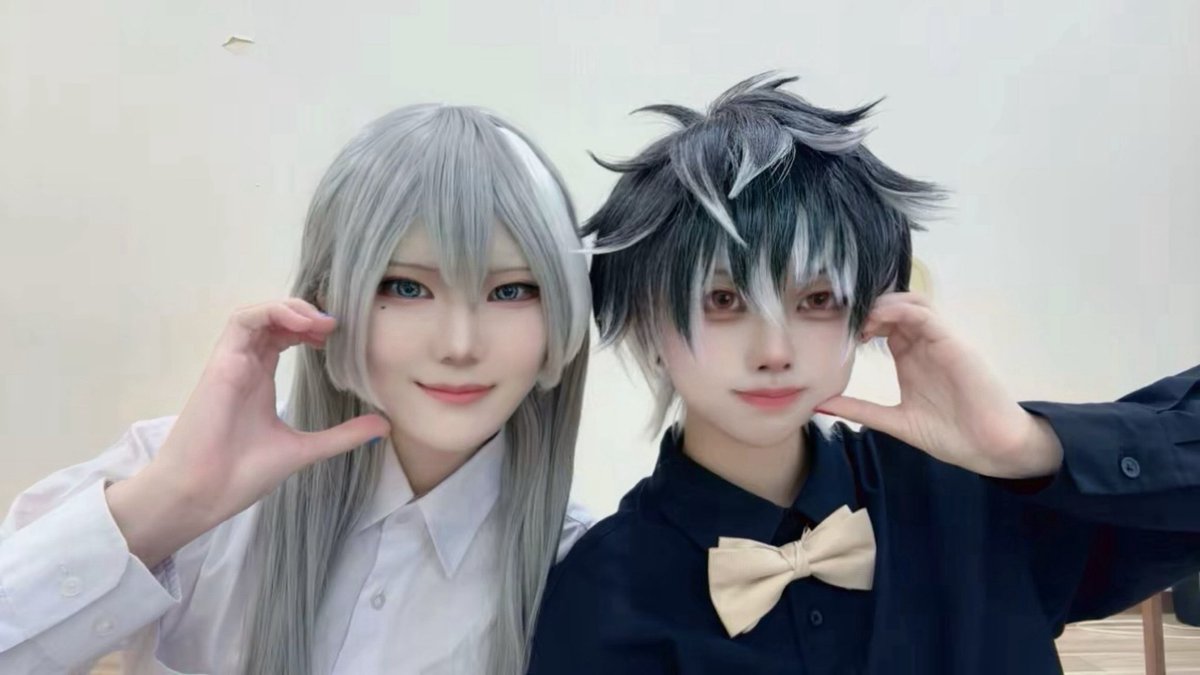 yuRur00's tweet photo. ⚠︎cos.i7.❄️.🍑
衣装一部不足

大好きなりばれがようやくできました https://t.co/QK00de265K