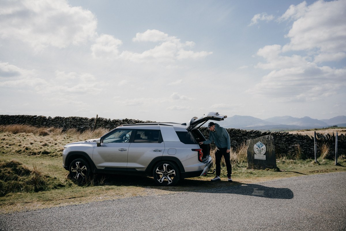 KGM_UK's tweet photo. Road trip approved ✔️
Daily commute approved ✔️
Looks incredible in photos ✔️

#KGM #EscapeConvention #TorresHybrid https://t.co/zwzcim7ryB