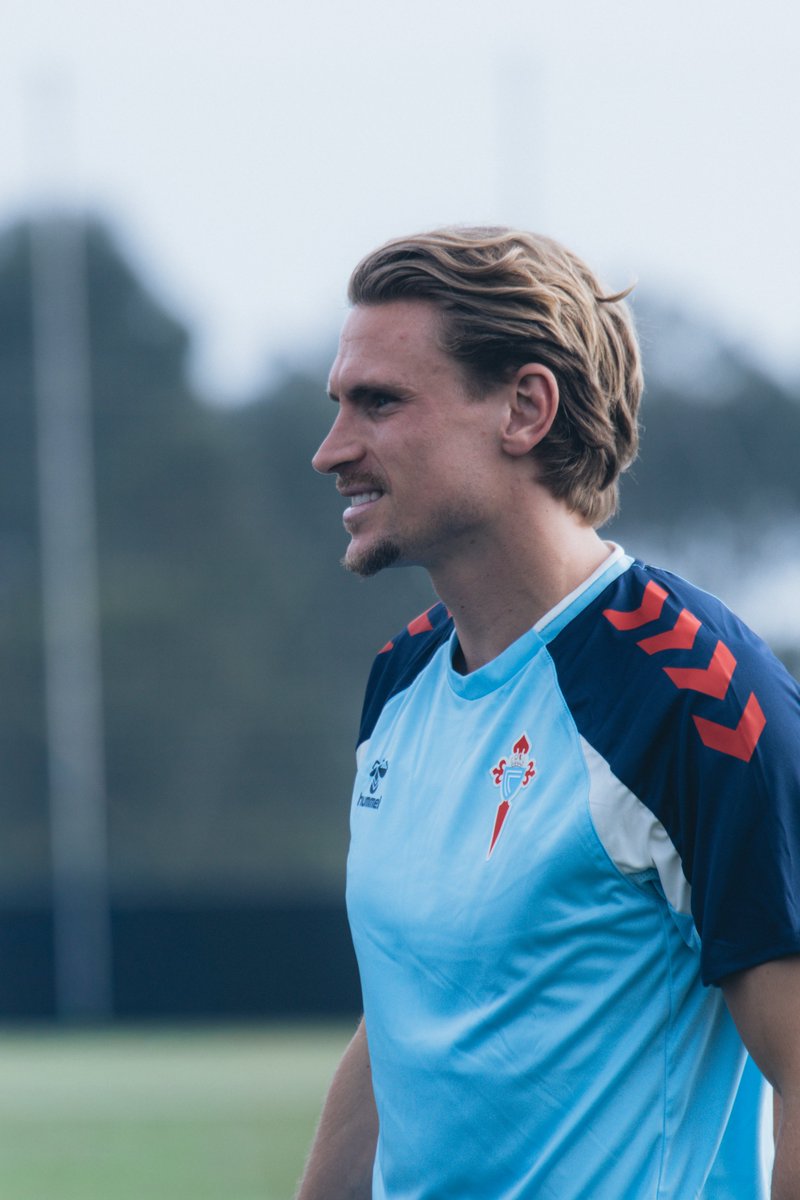 RCCelta's tweet photo. Guess who's back... back again 😍🇸🇪 https://t.co/2lgSFzrz8k