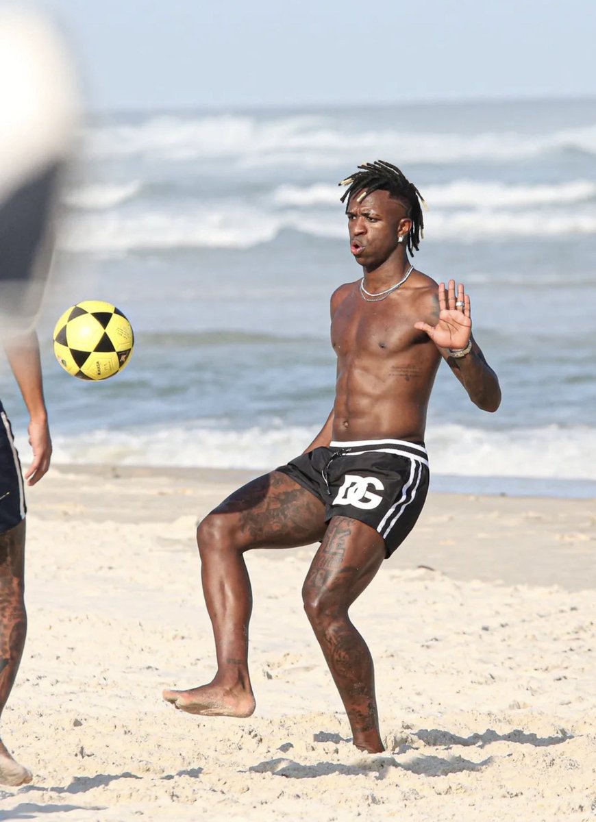 AdriRM33's tweet photo. El nuevo Vinícius Jr 😍 https://t.co/5vzZb8boy8