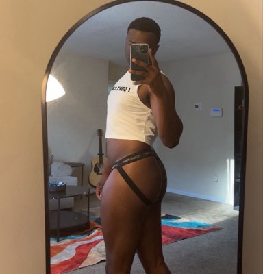 Fatt_Chocolate's tweet photo. #NewProfilePic https://t.co/lPdkVU0H1q