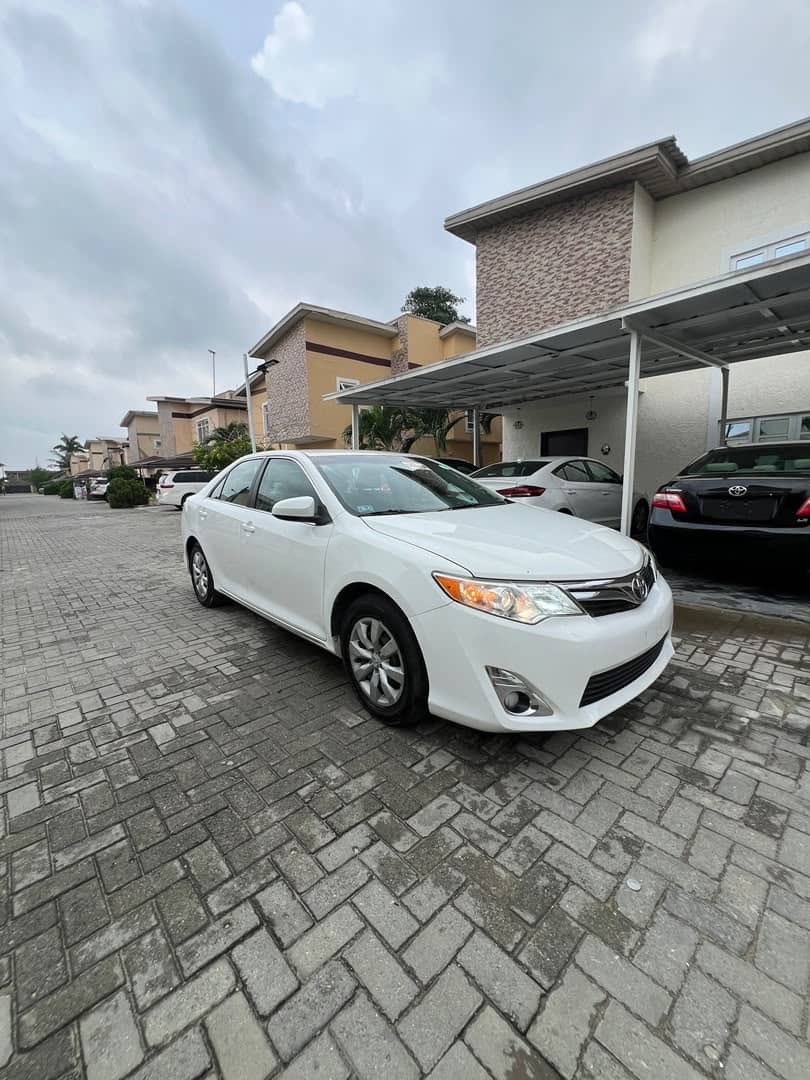 FrankAutos1's tweet photo. New Entry..Tokunbo 
Toyota camry 2013 model. Absolute Buy and drive✅
Price ₦12.3M
Ajah,Lagos.

Whatsapp-08103229663 https://t.co/WzhUD8TP2q