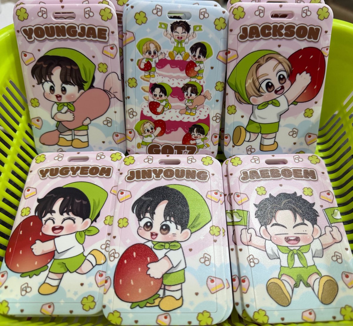xciiiiixc42's tweet photo. พร้อมส่ง ⁉️ การ์ดโฮเดอร์ #got7 
• ชิ้นละ 79 ส่งฟรี⁉️ (มีครบเมม)
มี27 ชิ้น (เหมาหมด 1,200 ส่งฟรี)

#got7 #ตลาดนัดอากาเซ่got7 #ขายของสะสมgot7 https://t.co/YZcsLGC2Sy