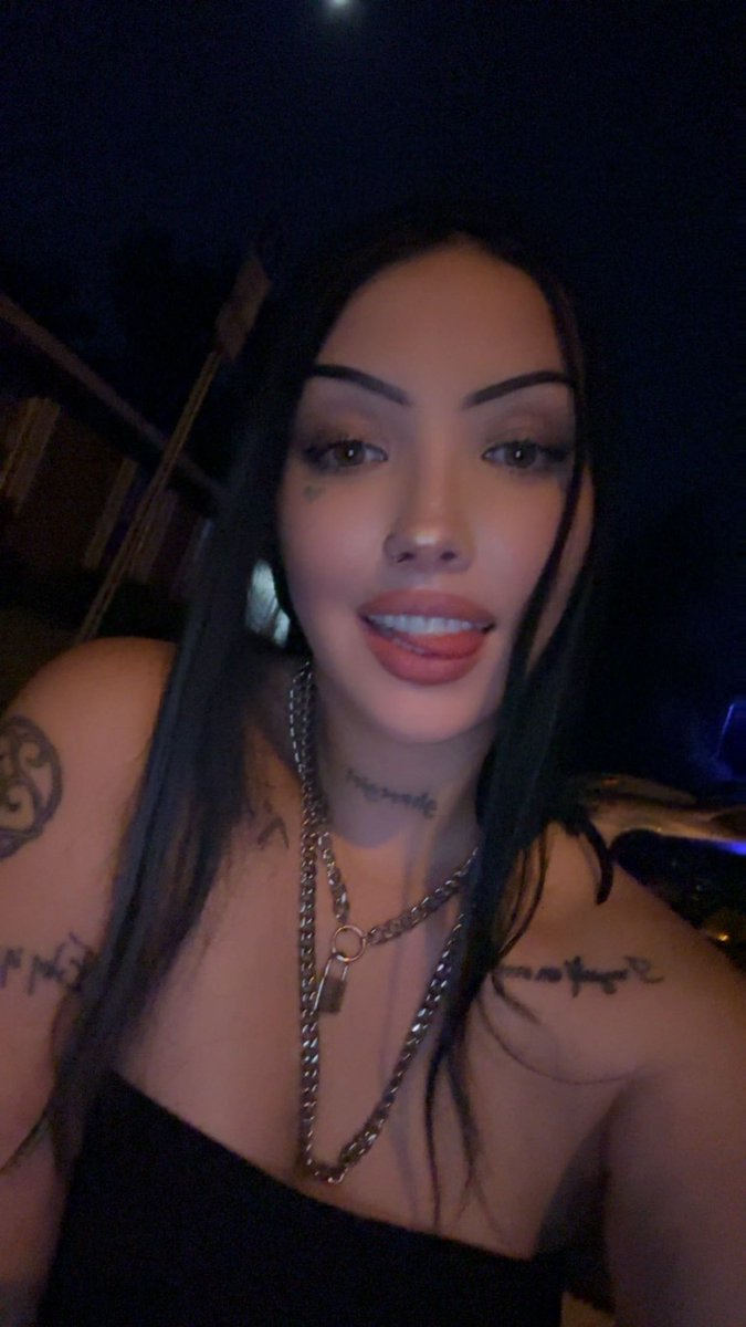 L3wdprincess's tweet photo. Good morning!! 

#onlyfarms #brat #findom #contentcreator #bgcontent #lewds #spicypage #bdsmِ  #sub #fff #rt #retweet #ofcontent #smile #dm https://t.co/vMjVnQckFB