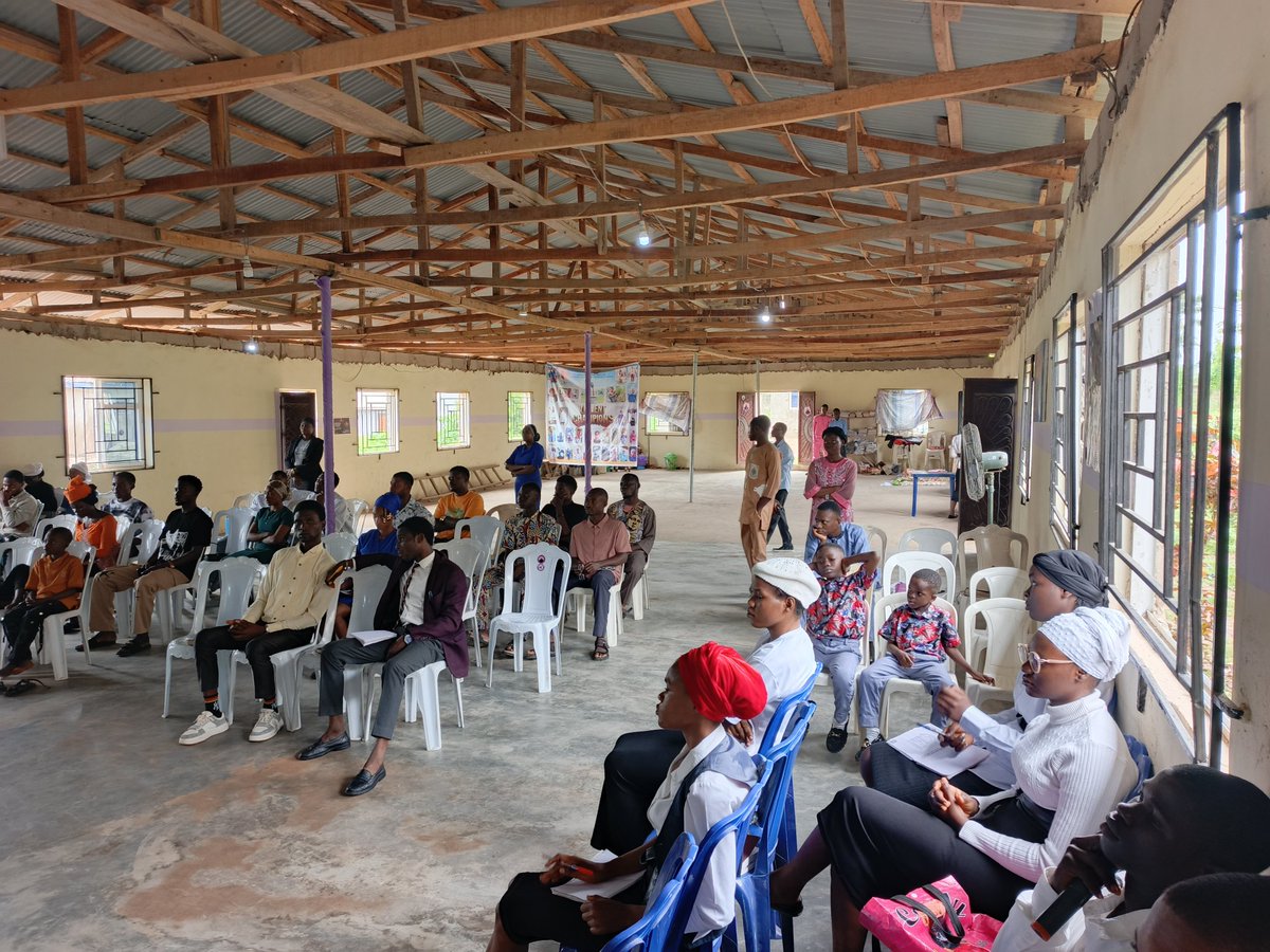 pluscirclechao's tweet photo. Mental health can no longer be a side conversation on our campuses.

On July 19, PCHAO held a health and educational awareness talk at the Mountain of Fire and Miracle Campus Fellowship at Federal Polytechnic, Ado Ekiti. 48 students attended and took part actively.

#MentalHealth https://t.co/EIfN59K8Cz