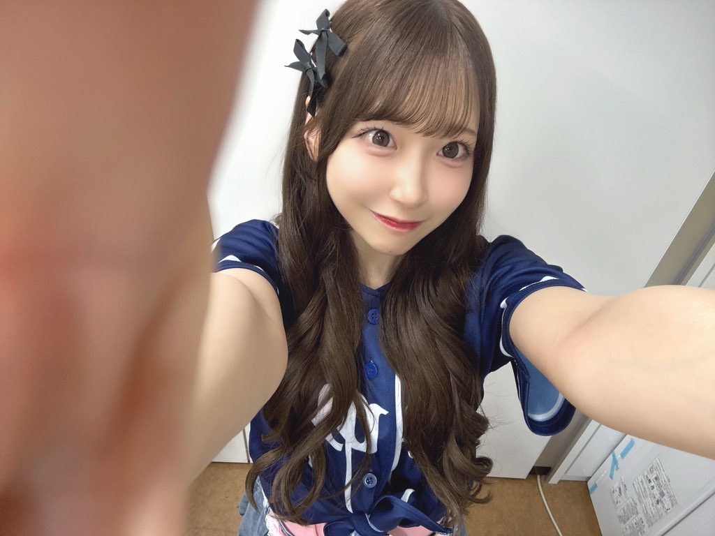 parustarkira's tweet photo. 파루 오늘 여신님이야 … 🩷🩷 https://t.co/TTNgZttATy