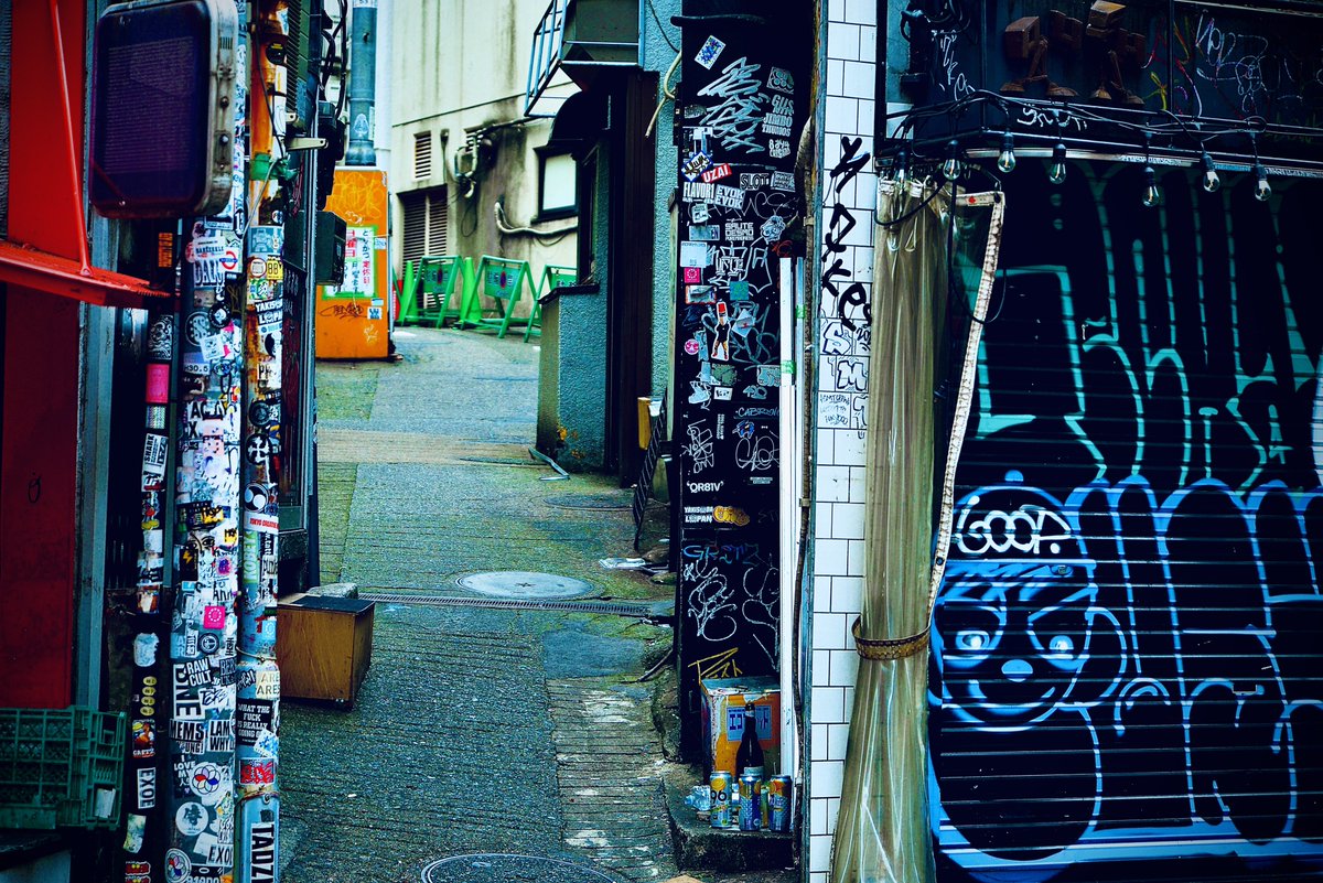 cfmarble's tweet photo. SHIBUYA
ROJIURA https://t.co/TV9iHujt41