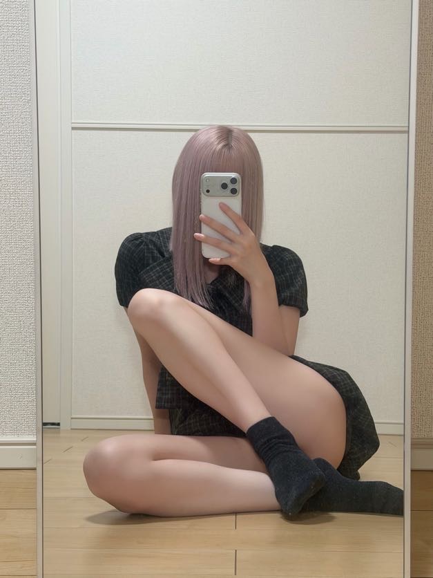 xzrnxo's tweet photo. ちらちら https://t.co/hb4J13NoxR