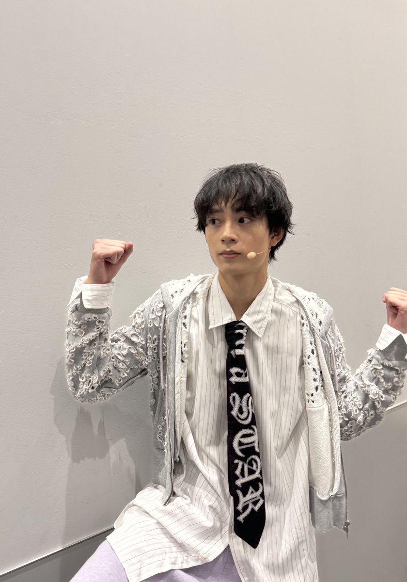 mizusawa_staff's tweet photo. 本日もファンミーティングの振り返りをしようと思います✋

相変わらずおふざけさん通ります笑
(ﾀﾞﾝｽﾖｸｶﾞﾝﾊﾞﾘﾏｼﾀ💮)
#たろふぉと https://t.co/wZYlFSgM8t