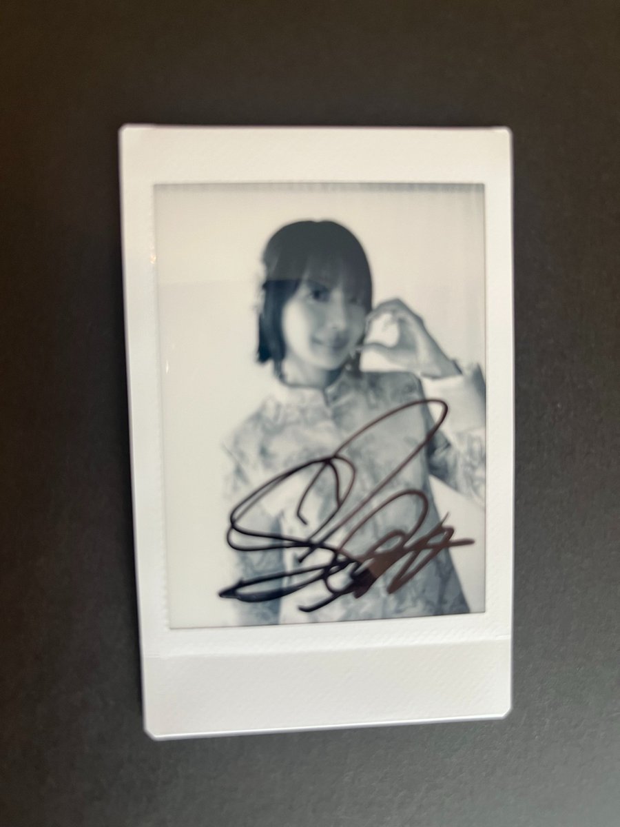ABEMATIMES's tweet photo. 岡田紗佳さんの歌手デビューシングル「国士無双LOVE」のリリースを記念して、サイン入りチェキを1名様にプレゼント

▼応募方法
①@Abemaをフォロー
②@ABEMATIMESをフォロー
③この投稿をリポスト

締切：7月29日(水)

#岡田紗佳　#国士無双LOVE
@sayaka_okada219

▼インタビューはこちら
https://t.co/fLjdJPSI3L