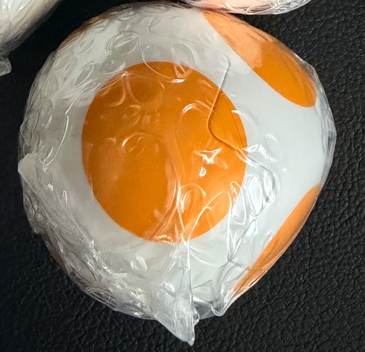 suminopia's tweet photo. 交換　ヨッシー めじるしアクセサリー

【譲】オレンジ
【求】 紫

未開封品同士の交換・郵送交換希望です。
難しいかと思いますが、お気軽にお声かけください。 https://t.co/JT6dZ4wOh0