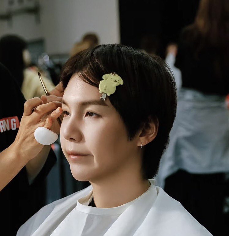oilSGTH's tweet photo. แล้วยุนกิน่ารักจังหว่ะ ชอบตัวเองเวอร์ชั่นน่ารักป่ะ55555555 https://t.co/hQ41P7CHPC