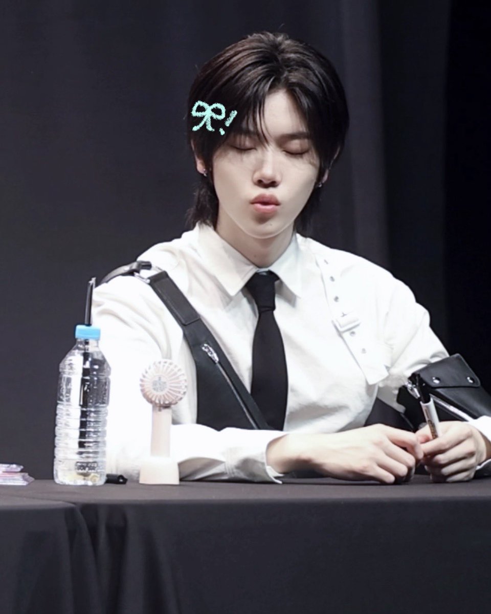 luvunram's tweet photo. 여댕찌 https://t.co/PWyCMseeVw