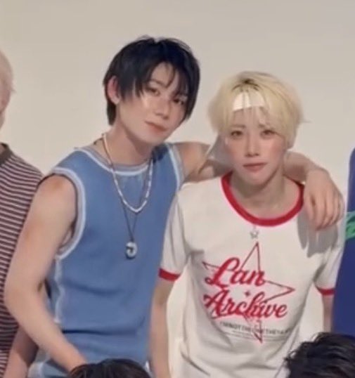 ProfKei_ahof's tweet photo. Hani needs to calm down jeez 🫩

(Low key happy he's comfy with being so touchy now tho. Ilysm bb 💖) https://t.co/2IrTwt191s
