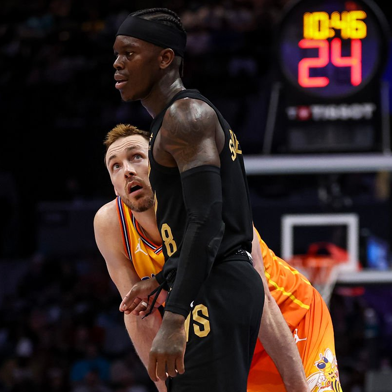 HornetsReddit's tweet photo. "The Charlotte Hornets have been linked with interest in Dennis Schröder, league sources told @hoopshype." 🤔

"It's worth noting that Hornets executive Jeff Peterson is said to still be a fan of Schroder dating back to their time together in Atlanta."